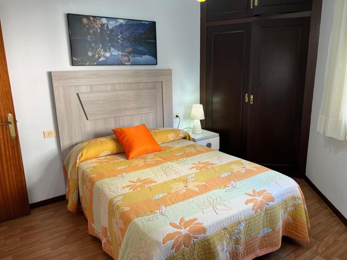 Apartamentos Playa De La Concha Porto de Espasante Bagian luar foto