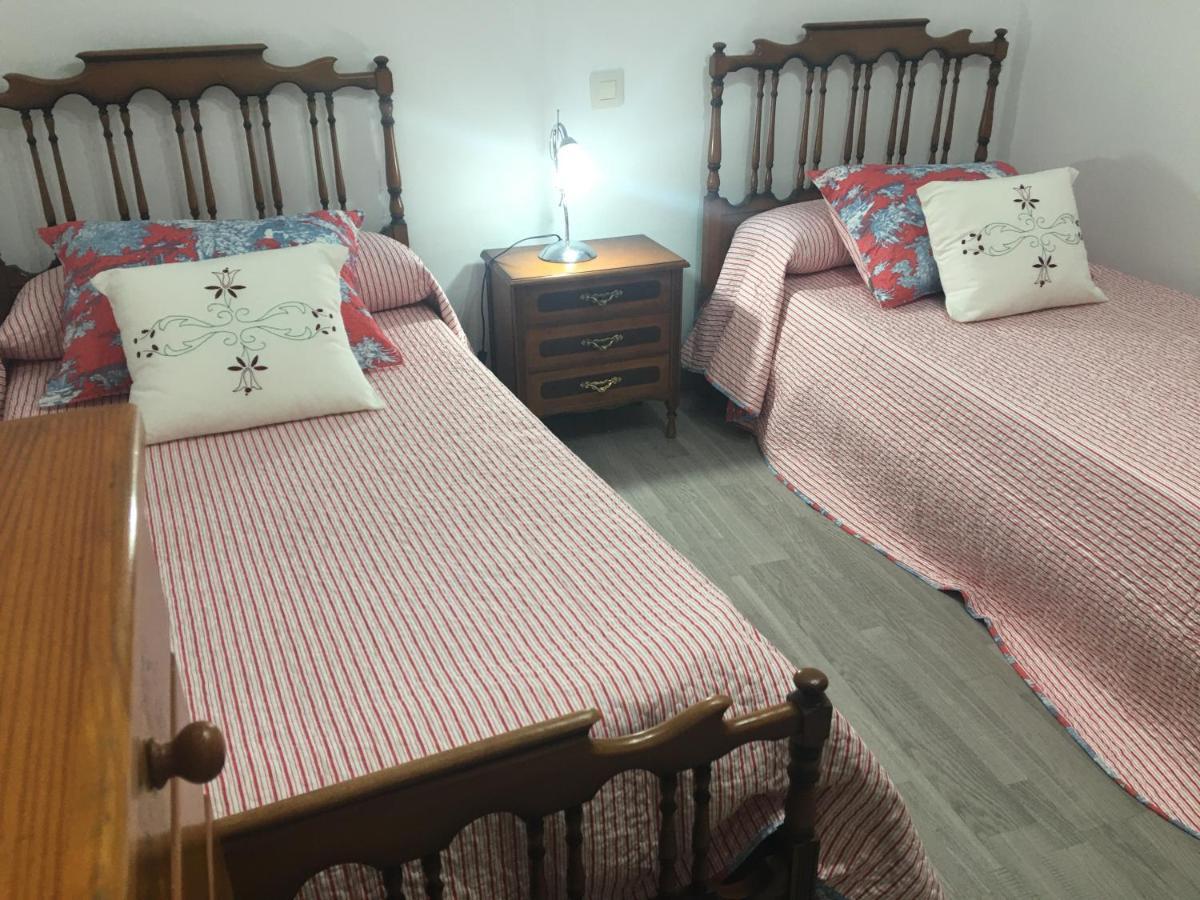 Apartamentos Playa De La Concha Porto de Espasante Bagian luar foto